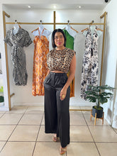 Load image into Gallery viewer, Leopard top and pant set
