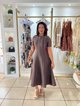 Load image into Gallery viewer, Brown Knit Midi Dress
