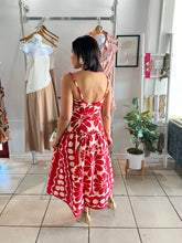 Load image into Gallery viewer, Red/cream midi maxi dress
