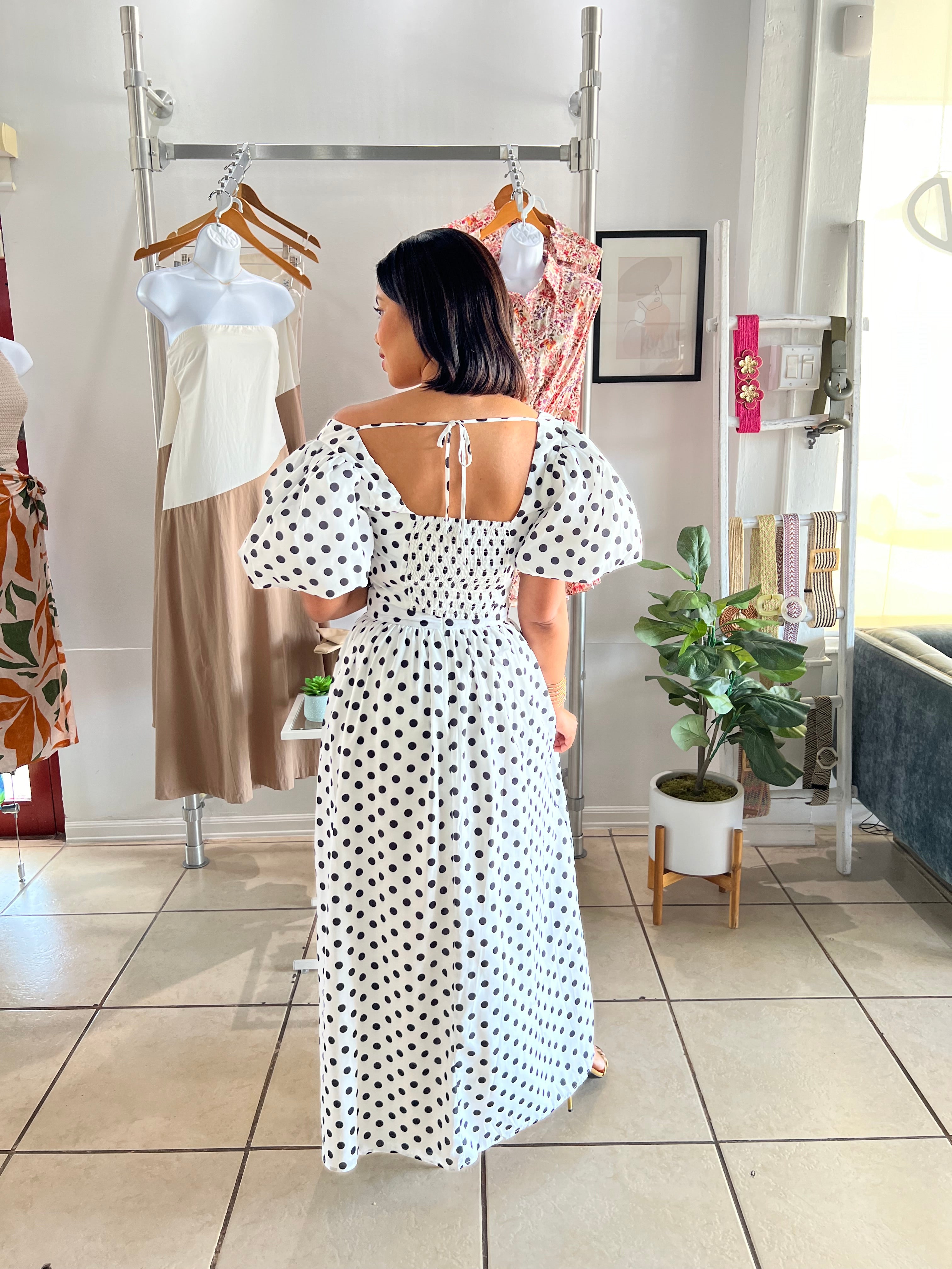 White polka dots maxi skirt set