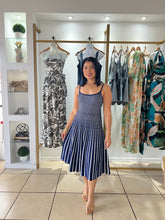 Load image into Gallery viewer, Zoe Navy/White Sweater Knit Midi Dress
