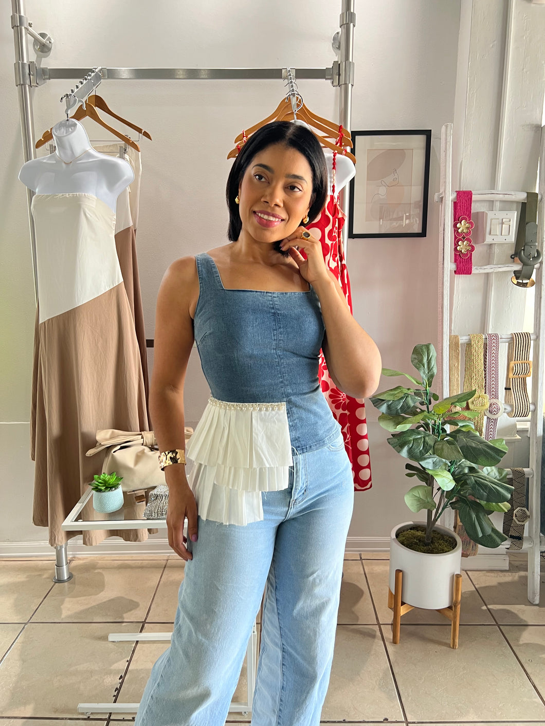 Unbalance peplum denim top