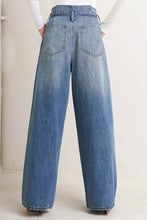 Load image into Gallery viewer, Índigo Paper Bag Waist Denim
