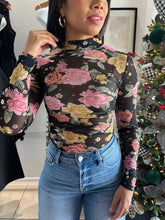 Load image into Gallery viewer, Tiny sparkle flowers bodysuit
