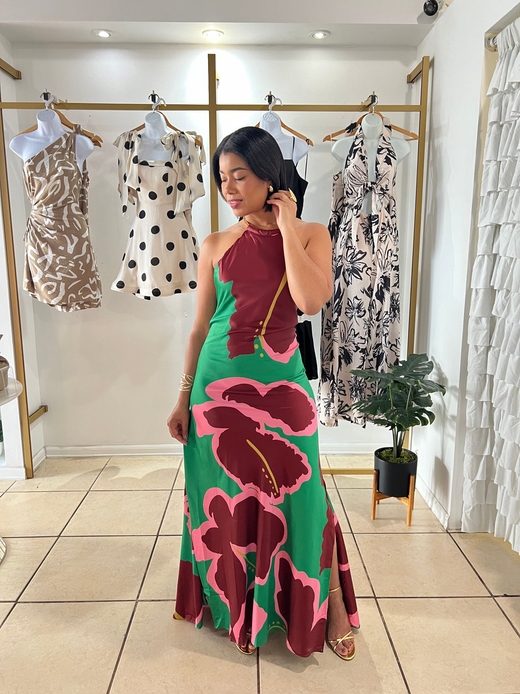 Warm flora satin maxi gown – Just Fabulous Boutique Warm flora satin maxi gown – Just Fabulous Boutique