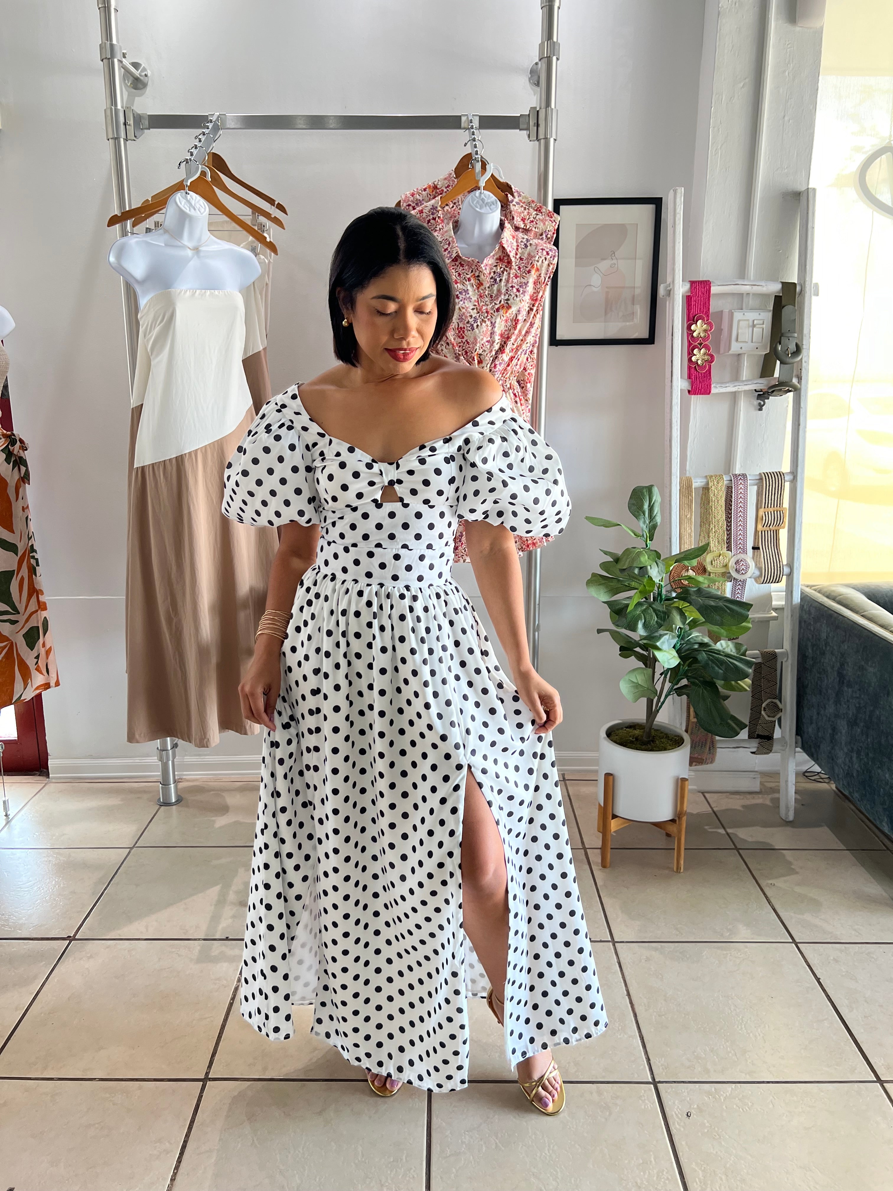 White polka dots maxi skirt set