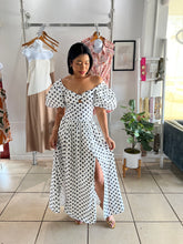 Load image into Gallery viewer, White polka dots maxi skirt set
