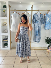 Load image into Gallery viewer, Blue Garden Whisper Midi Dress
