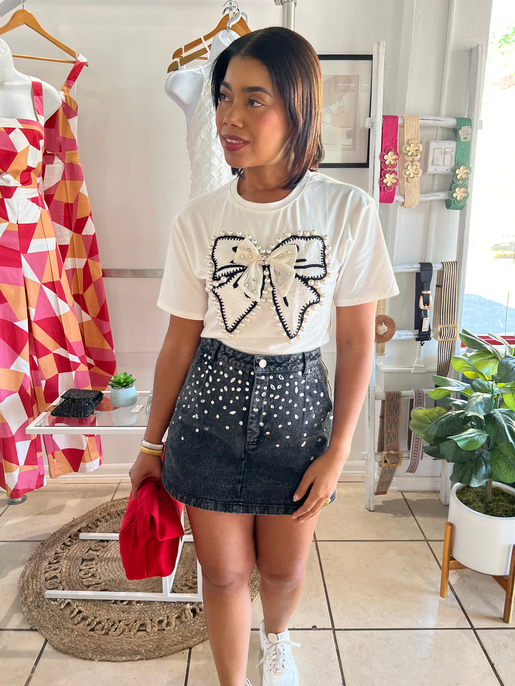 White Big Bow Rhinestone Detail T-Shirt