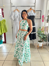 Load image into Gallery viewer, Green flowers maxi skirt set
