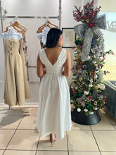 Load image into Gallery viewer, White princess midi dress
