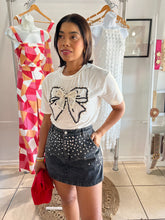 Load image into Gallery viewer, White Big Bow Rhinestone Detail T-Shirt
