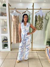 Load image into Gallery viewer, Blue Abstract Print Vest &amp; Pant Set
