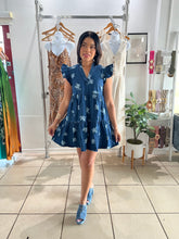 Load image into Gallery viewer, Blue white flowers dress
