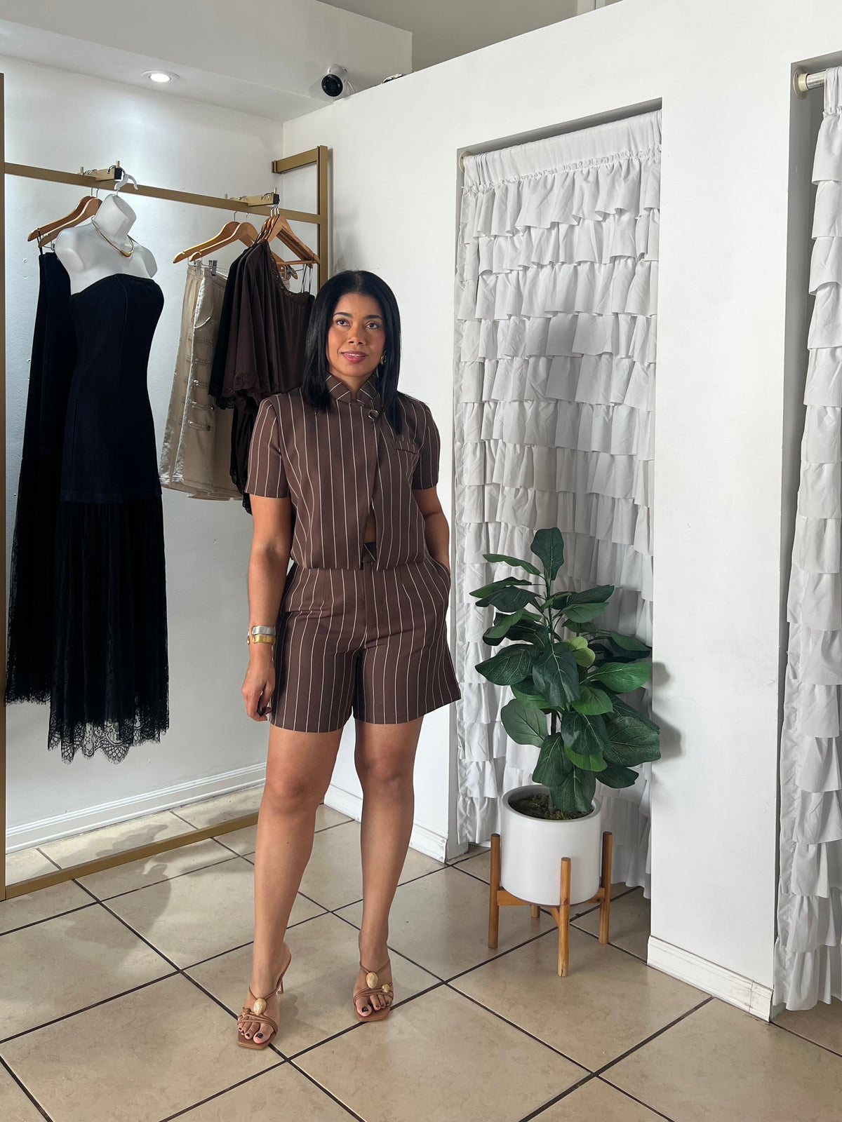 Cafe vertical stripes Crop Jacket Short Pant Set