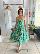 Load image into Gallery viewer, Green tube tie midi dress
