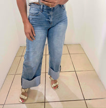 Load image into Gallery viewer, Cuff up wide leg jean
