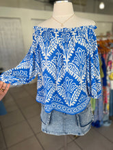 Load image into Gallery viewer, Blue/ ivory print off shoulder top
